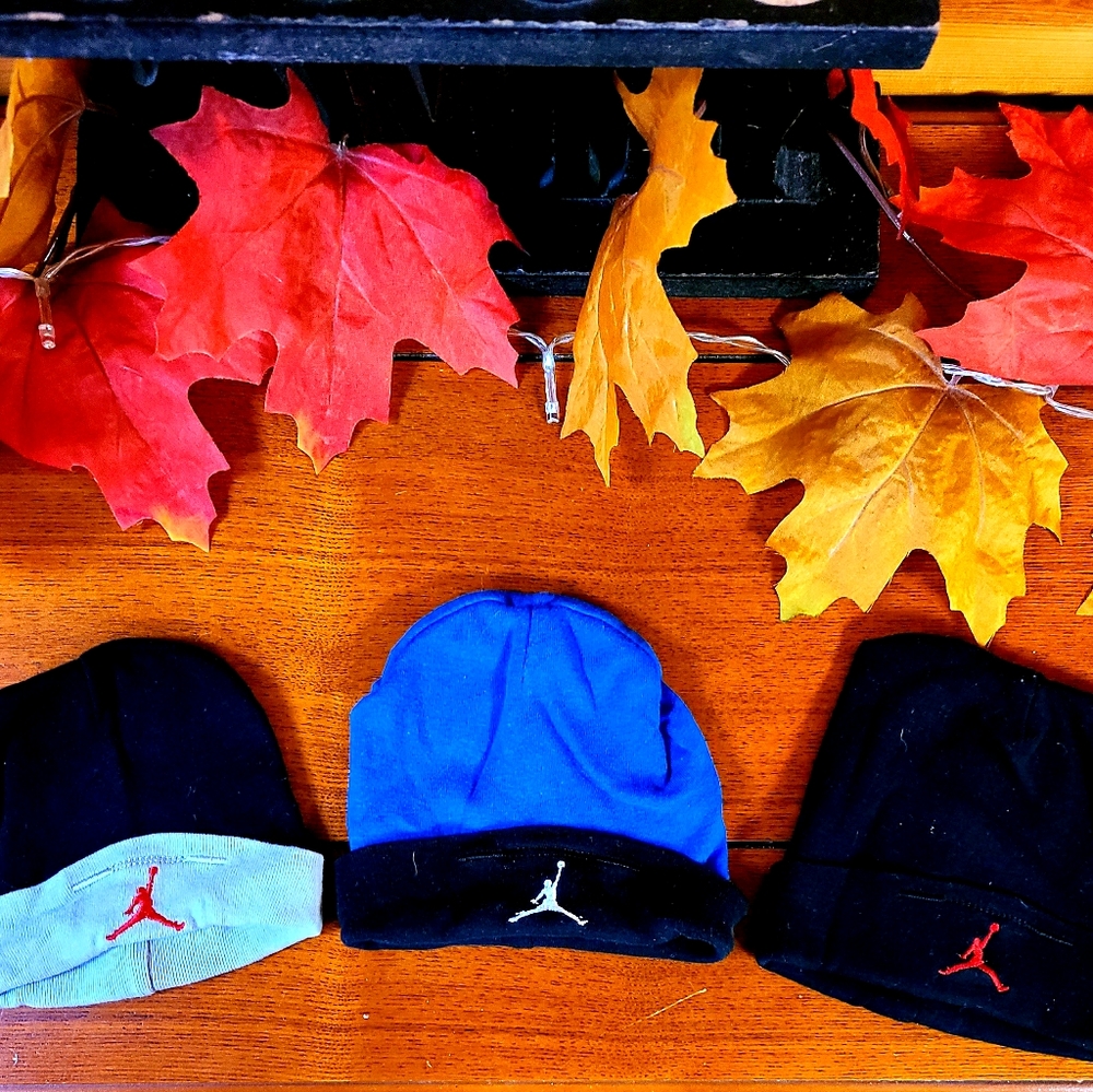 Infants hats